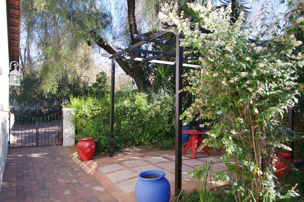 Pepper Tree Guest House Rivonia Sandton Exteriér fotografie