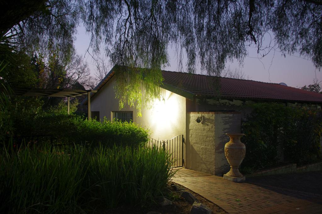 Pepper Tree Guest House Rivonia Sandton Exteriér fotografie
